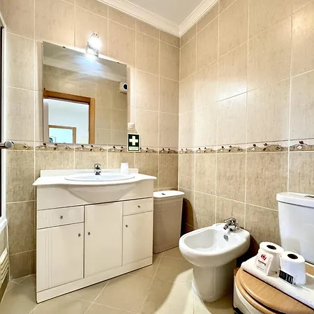 2 By Homing Armacao de Pera